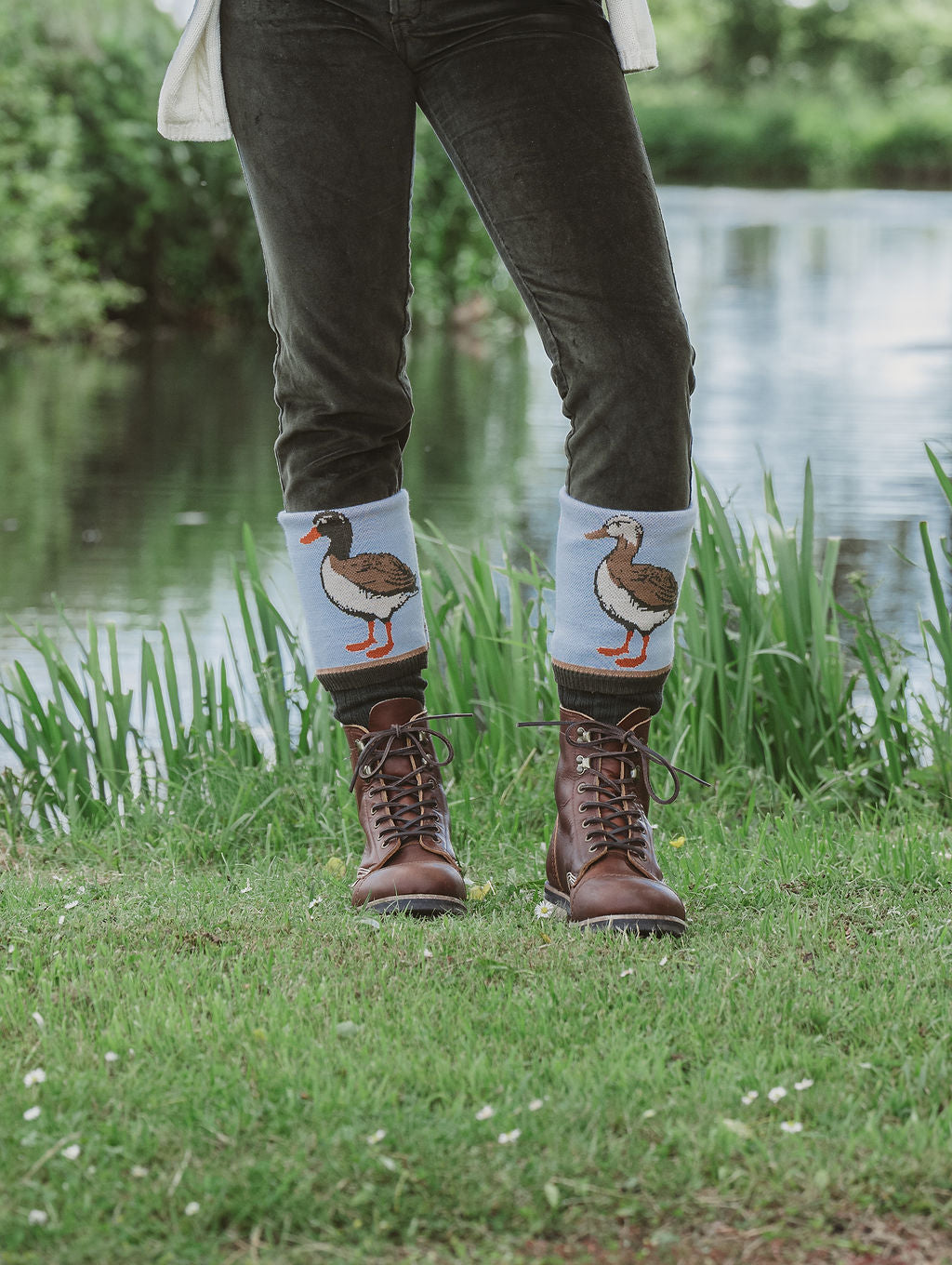 OUTLET: Pond Side Walkers