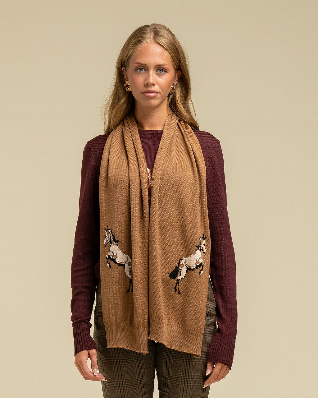OUTLET: Stallion Scarf