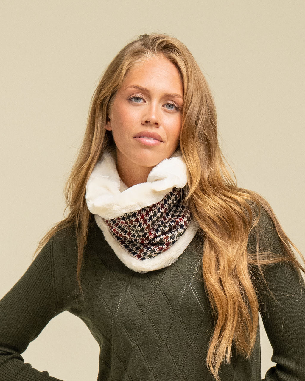 Multi-Houndstooth Snood