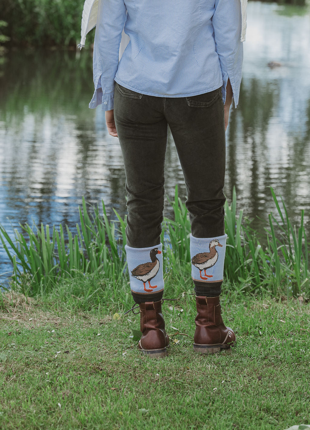 OUTLET: Pond Side Walkers