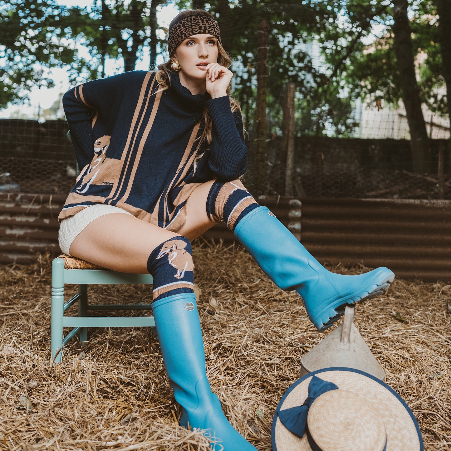 OUTLET: Signature Heads and Tails Poncho